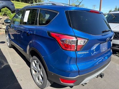 Used 2017 Ford Escape Titanium w/ Equipment Group 301A AWD/4WD image 2