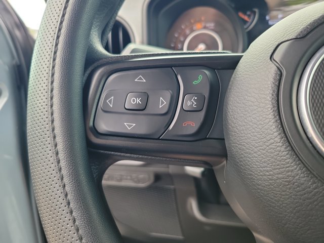 Used 2025 Jeep Wrangler Sport AWD/4WD image 20