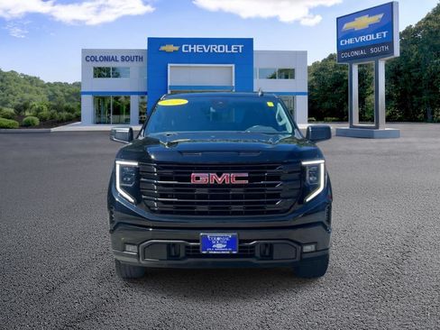 Used 2024 GMC Sierra 1500 Elevation AWD/4WD image 9