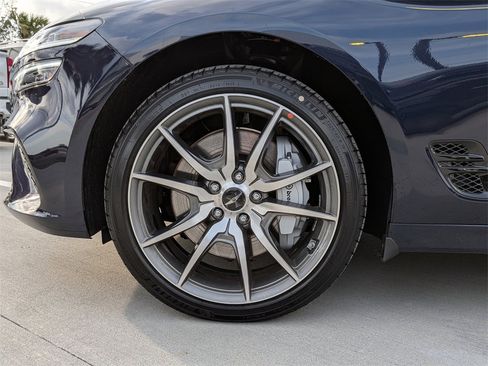 New 2026 Genesis G70 2.5T image 9