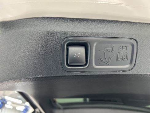 Used 2021 Lincoln Navigator Reserve image 36