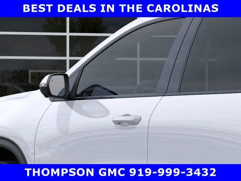 New 2025 GMC Acadia Elevation w/ Elevation Premium Package FWD image 12