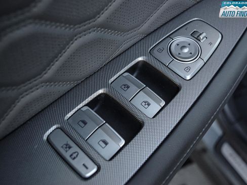 Used 2022 Hyundai Palisade Calligraphy image 11