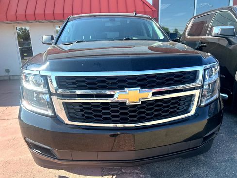 Used 2018 Chevrolet Tahoe LS image 2