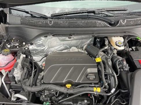 New 2026 Chevrolet Trax RS w/ Driver Confidence Package FWD image 36