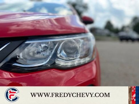 Used 2020 Chevrolet Sonic LT w/ Convenience Package FWD image 27
