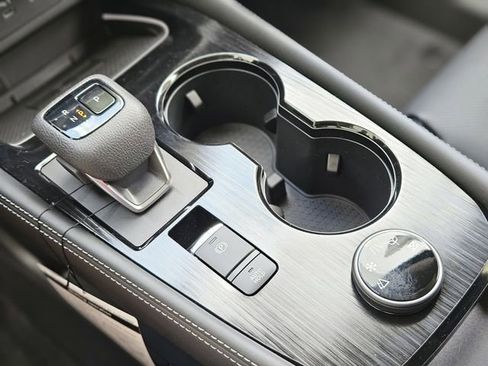 New 2026 Nissan Rogue Platinum AWD/4WD image 24