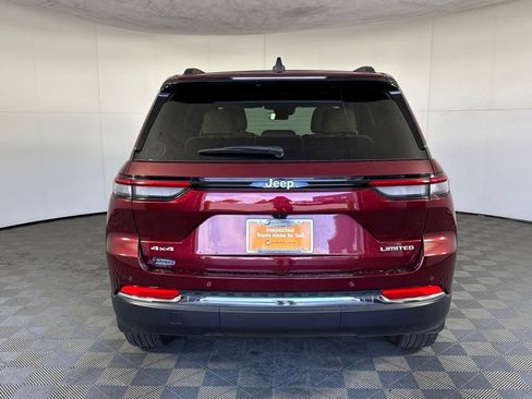 Certified 2025 Jeep Grand Cherokee Limited w/ Trailer Tow Package AWD/4WD image 7
