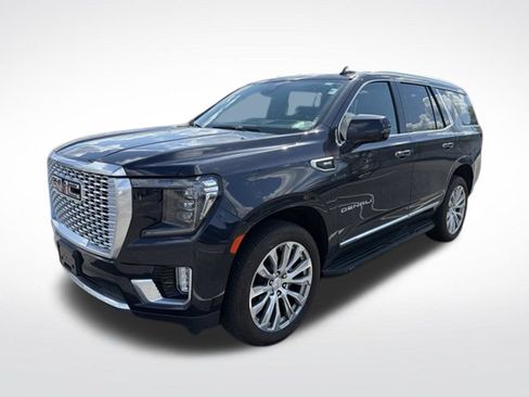 Used 2023 GMC Yukon Denali w/ LPO, Floor Liner Package AWD/4WD image 16