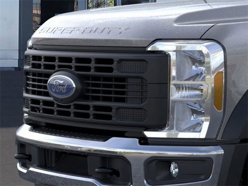New 2026 Ford F450 XL w/ 360-Degree Camera Package image 17