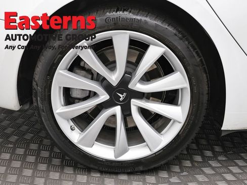 Used 2020 Tesla Model 3 Standard Range Plus RWD image 24