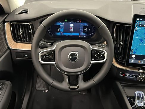 Used 2026 Volvo XC60 B5 Plus w/ Climate Package image 12