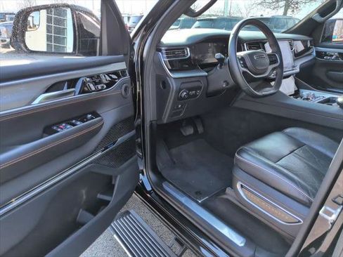 Certified 2023 Jeep Grand Wagoneer Series III AWD/4WD image 19