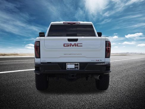 Used 2024 GMC Sierra 2500 AT4X AWD/4WD image 23