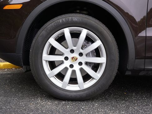 Used 2019 Porsche Cayenne AWD/4WD image 11