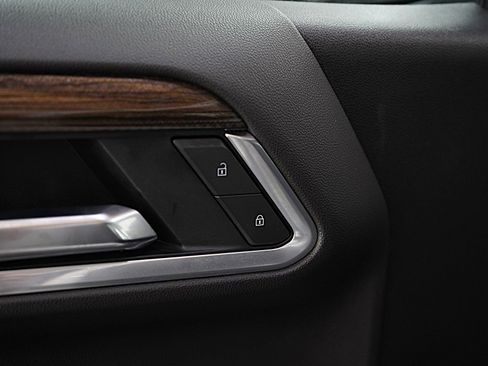 Used 2025 Chevrolet Silverado 1500 LT image 20