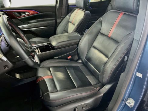Used 2024 Chevrolet Traverse RS AWD/4WD image 22