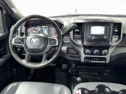 Used 2024 RAM 2500 Tradesman w/ Chrome Appearance Group image 14