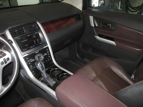 Used 2013 Ford Edge Limited AWD/4WD image 26