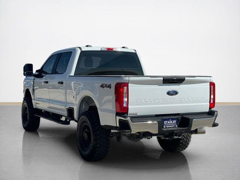 Used 2025 Ford F250 XL w/ XL Off-Road Package image 5