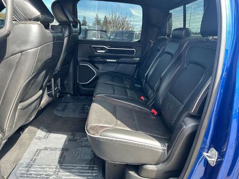 Used 2019 RAM 1500 Laramie AWD/4WD image 10