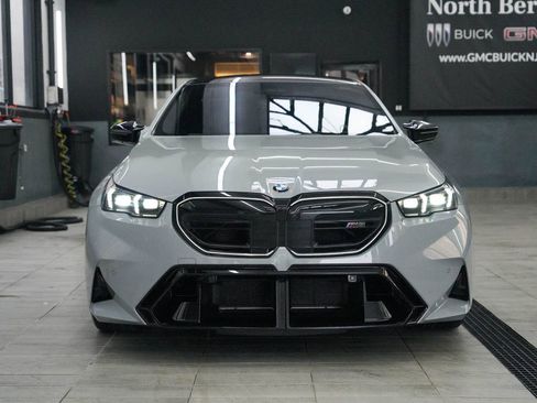 Used 2025 BMW M5 w/ Executive Package AWD/4WD image 2
