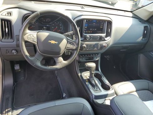 Used 2021 Chevrolet Colorado Z71 AWD/4WD image 10