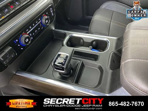 Used 2024 Chevrolet Silverado 1500 High Country w/ High Country Premium Package AWD/4WD image 23