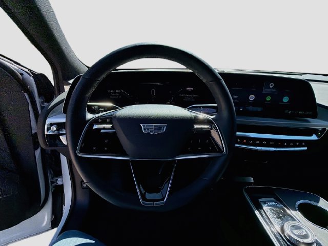 Used 2025 Cadillac Lyriq Luxury AWD/4WD image 37