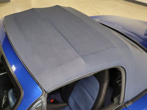 Used 1999 MAZDA MX-5 Miata RWD image 8
