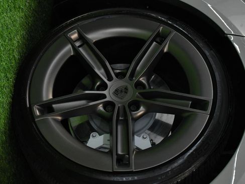 Used 2025 Porsche Taycan Turbo image 12