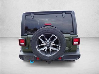 Used 2024 Jeep Wrangler Unlimited AWD/4WD video 3