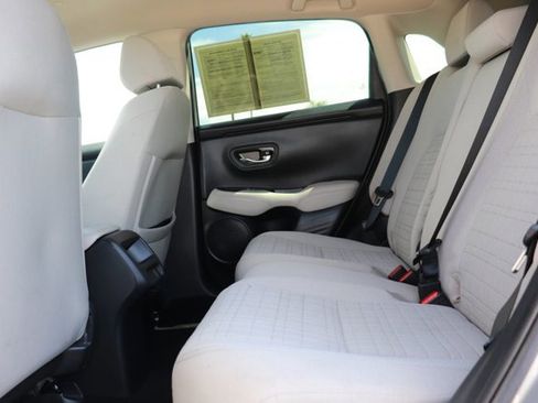 Used 2023 Honda HR-V LX image 13