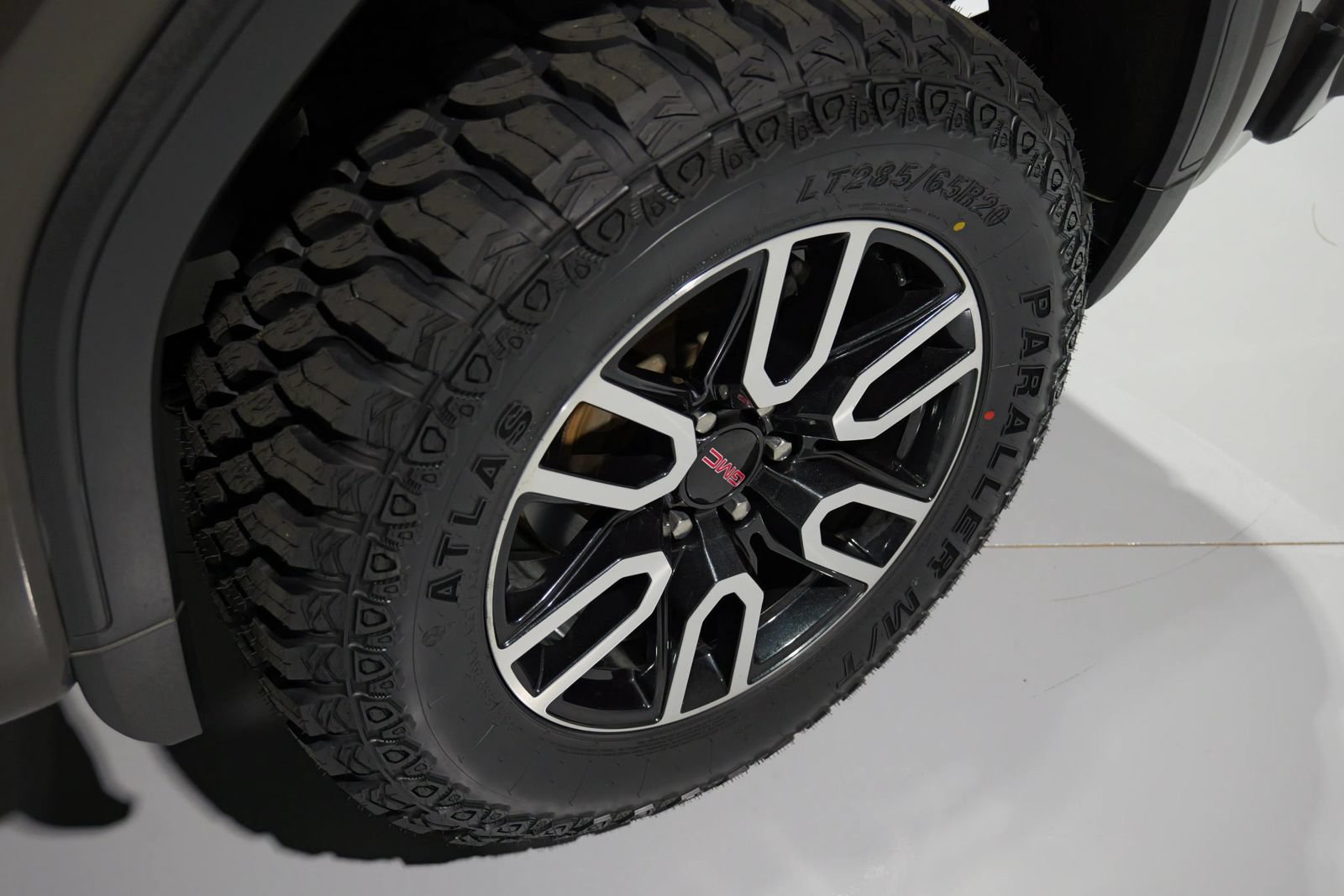 Used 2019 GMC Sierra 1500 AT4 AWD/4WD image 22