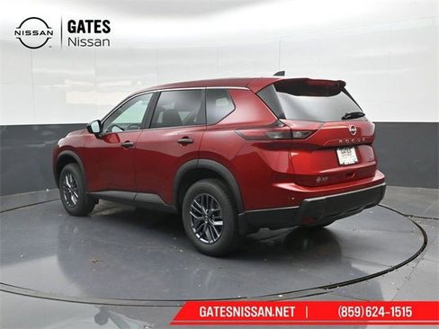 New 2026 Nissan Rogue S image 8