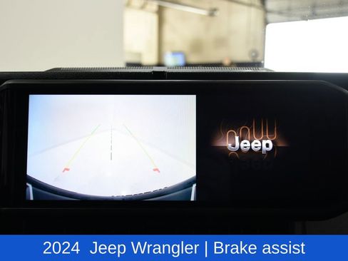 Used 2024 Jeep Wrangler Unlimited w/ Convenience Group AWD/4WD image 14