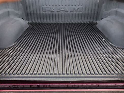 Used 2019 RAM 1500 Big Horn image 32