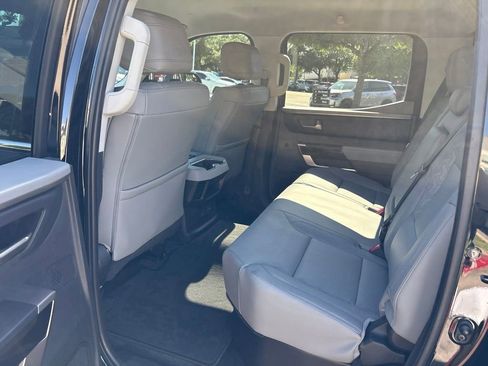 Used 2024 Toyota Tundra Limited AWD/4WD image 19