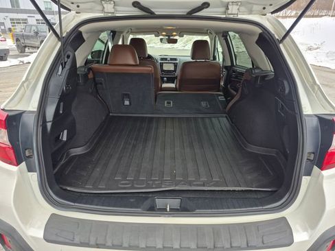 Used 2018 Subaru Outback 2.5i Touring image 35