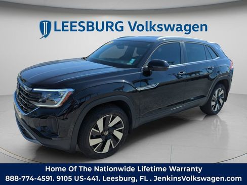 New 2025 Volkswagen Atlas Cross Sport SE AWD/4WD image 14