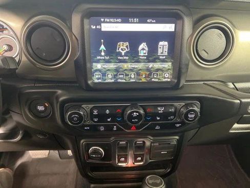 Certified 2023 Jeep Wrangler Sport AWD/4WD image 22