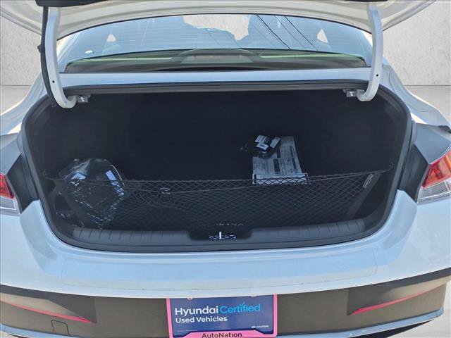 Certified 2025 Hyundai Elantra SEL FWD image 6