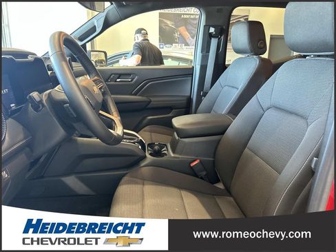 Used 2023 Chevrolet Colorado LT w/ LT Convenience Package AWD/4WD image 13