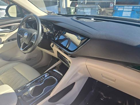 Used 2021 Buick Envision Avenir w/ Technology Package II image 12