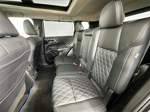 Used 2024 Mitsubishi Outlander SEL image 26