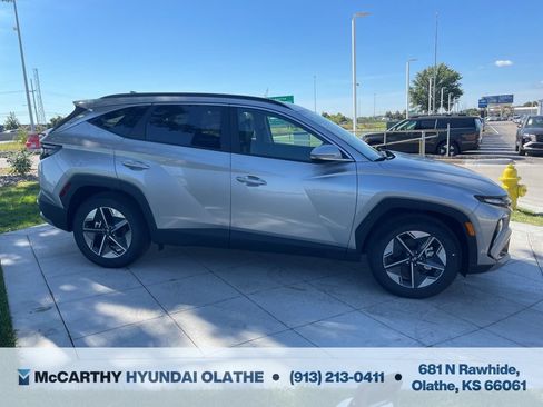 Used 2025 Hyundai Tucson SEL FWD image 17