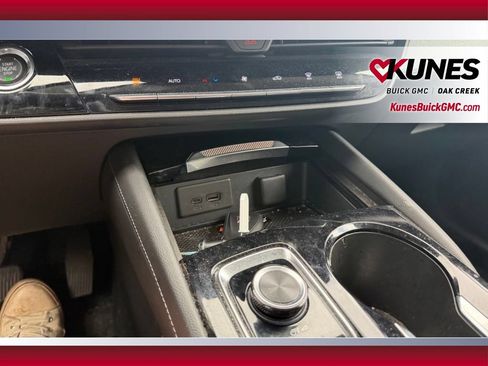 Used 2024 Buick Envision Preferred AWD/4WD image 19