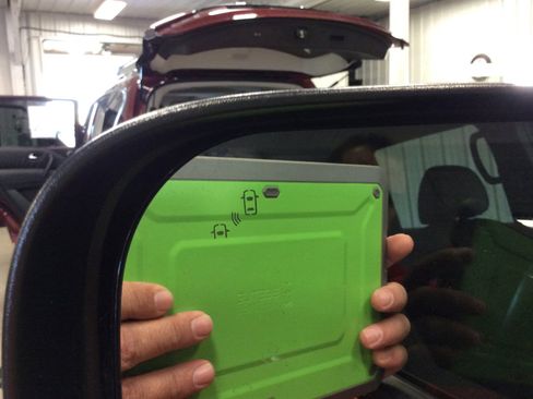 Used 2024 Nissan Titan PRO-4X w/ Pro-4x Utility Package image 13