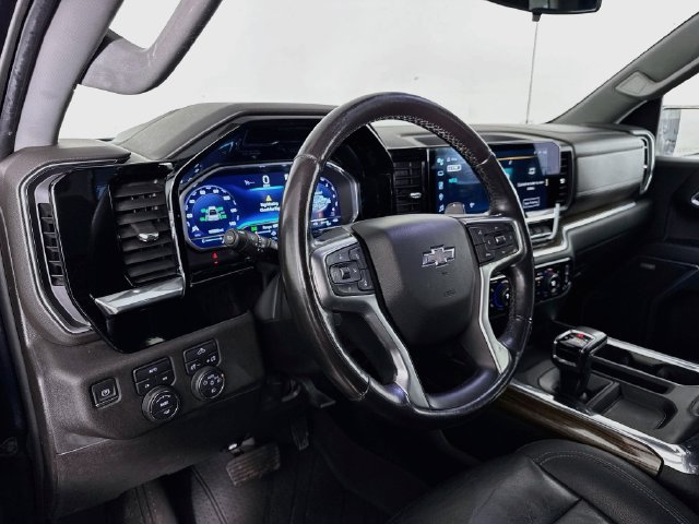 Used 2022 Chevrolet Silverado 1500 RST w/ Convenience Package II AWD/4WD image 12