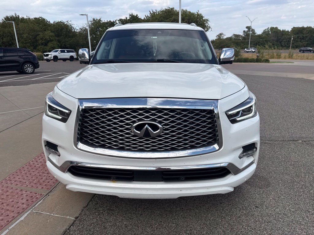 Used 2019 INFINITI QX80 Luxe w/ 22" Wheel Package AWD/4WD image 2